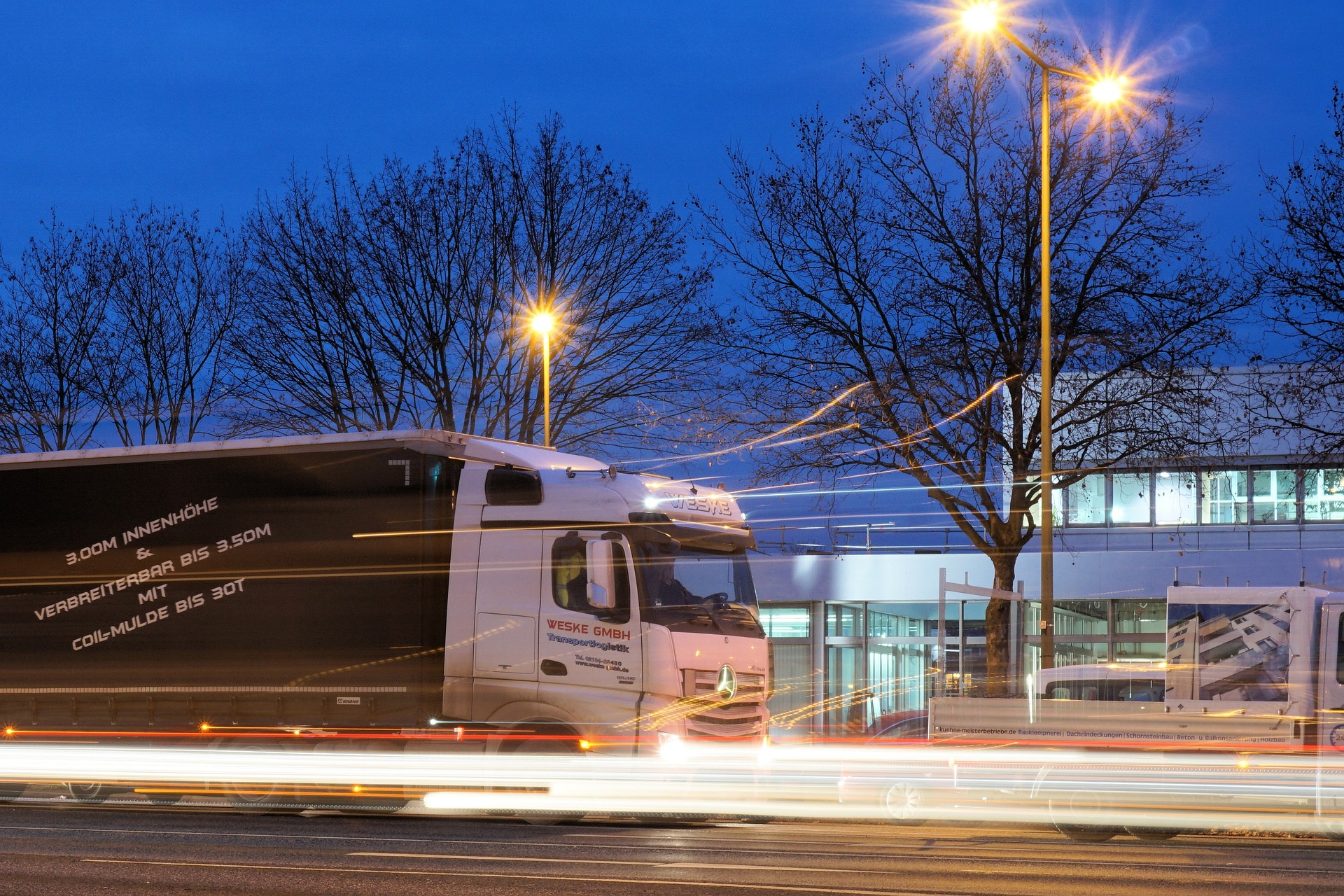 Moving & relocation transport and logistics